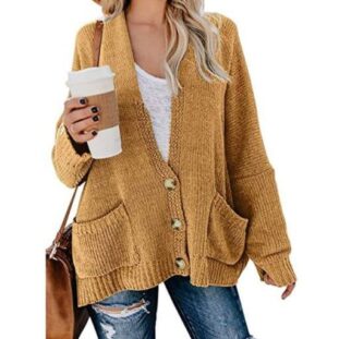 Dress Yourself As A Mom And We’ll Reveal Your Mom Aesthetic (4) (1) Cozy cardigan jacket