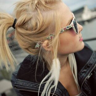 Which Fictional Popular Blonde Girl Are You (13) (1) Artsy and eclectic