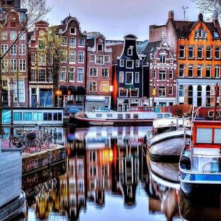 Which Fictional Popular Blonde Girl Are You (6) (1) A quirky European city like Amsterdam