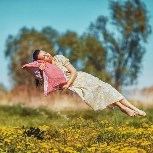 We Know Your Top Three Personality Traits Based On Your Sleep Habits (4) dreams