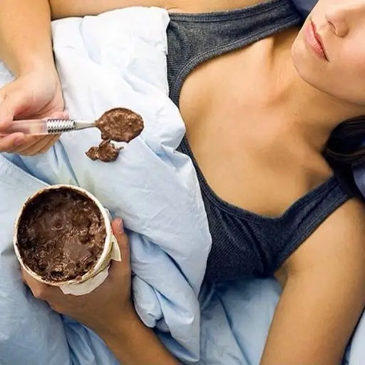 We Know Your Top Three Personality Traits Based On Your Sleep Habits bedtime snack